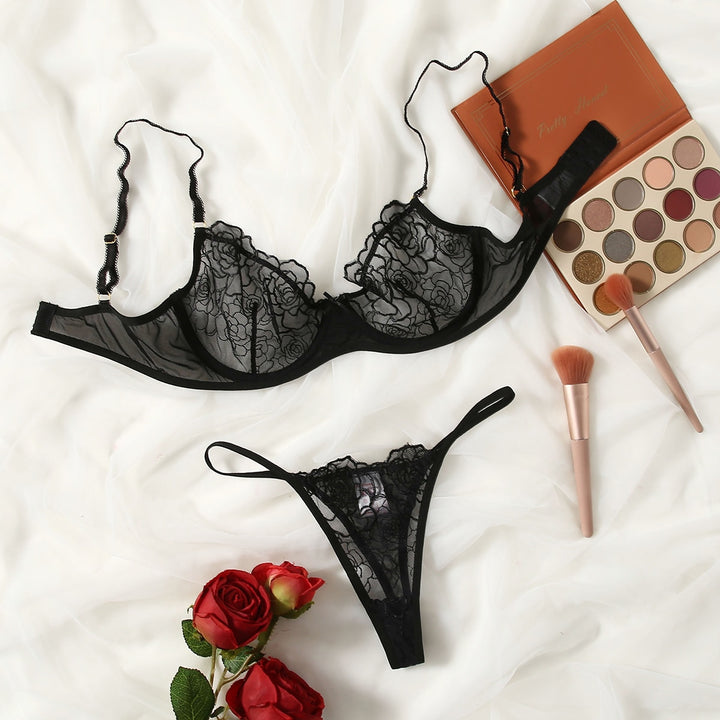 طقم لانجري مكشكش من بلاك روز